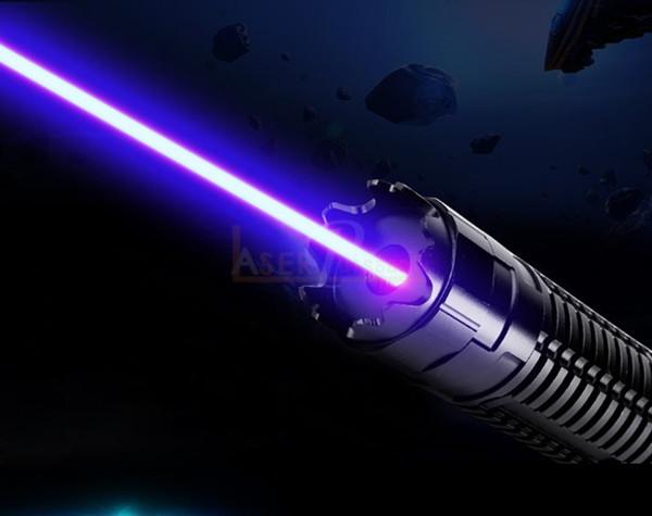 puissant pointeur laser
