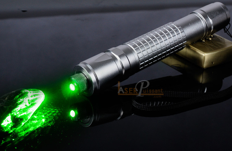 1000mW  laser vert