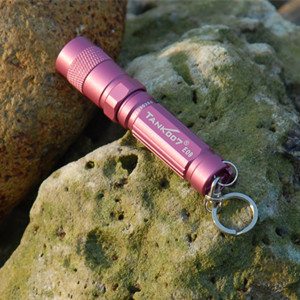 TANK007 E09 mini lampe de torche