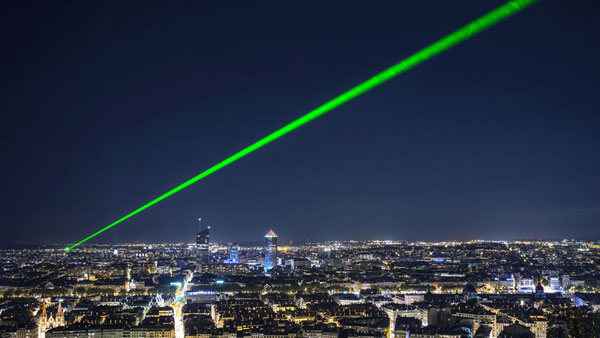 pointeur laser vert portée