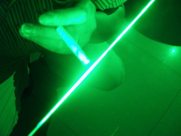 laser 1000mW vert