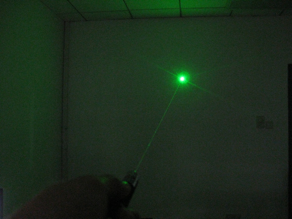 pointeur laser vert