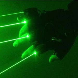 gauche quatre doigts laser vert
