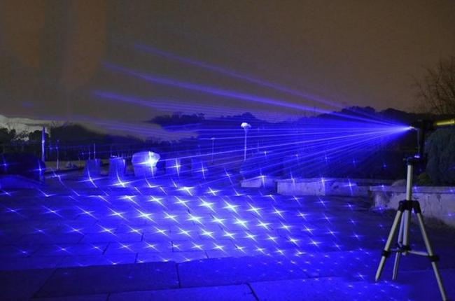 Pointeur Laser Bleu Puissant 10000mW Brûlant Acheter : @meilleurlaser  aqygysfdas podifosd wish