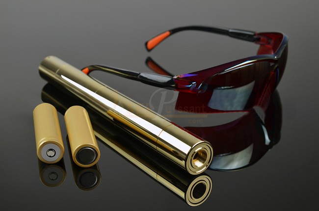 puissant 50000mw laser