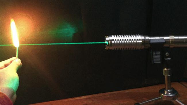 laser vert 10000mW le plus puissant