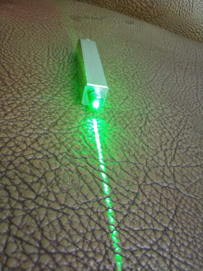pointeur laser point unique