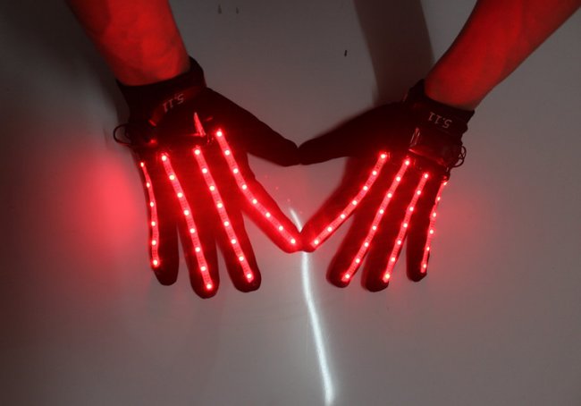gant LED lumière rouge